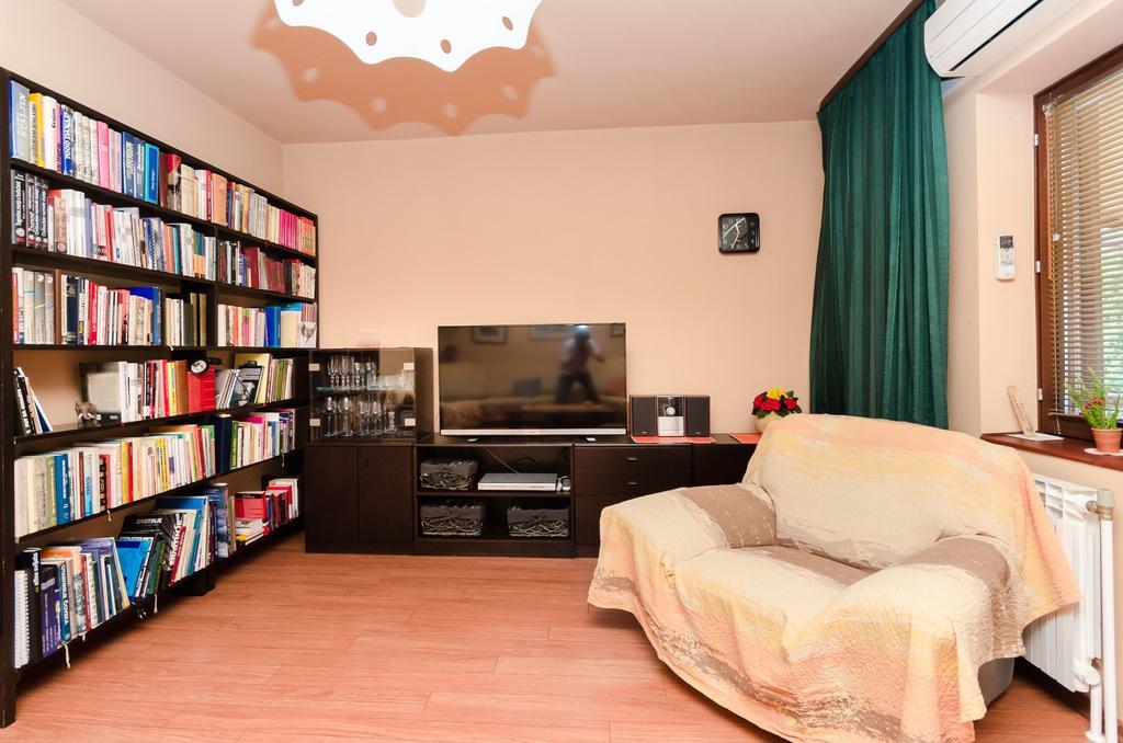 Apartment Bozena Punat Esterno foto