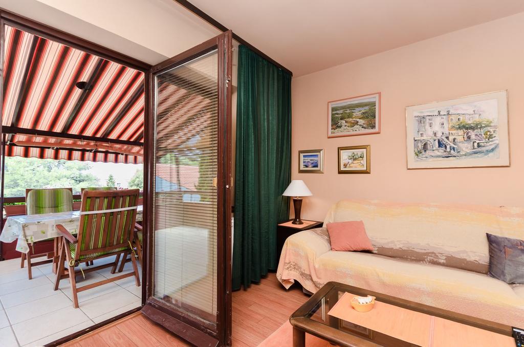 Apartment Bozena Punat Esterno foto